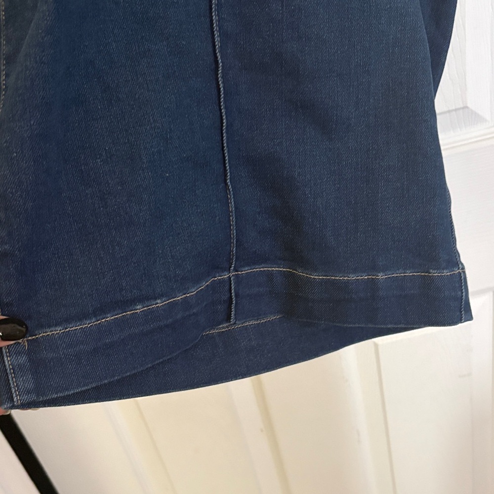 Lane Bryant Dark Blue Denim Gaucho/Crop - Picture 5 of 7